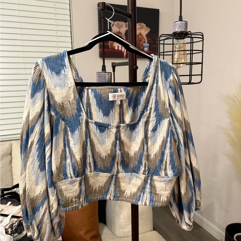 Shyanne Blue and Tan Patterned Blouse